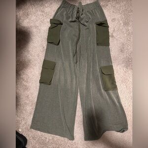 Kalani Cargo Ribbed Wide Leg Pants - Olive - Size L